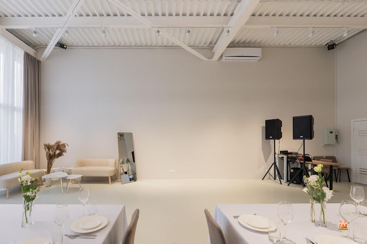 Основной зал в «Атмосфера Event Location» фотография №4