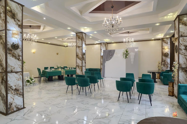 Основной зал в «Lion» фотография №8