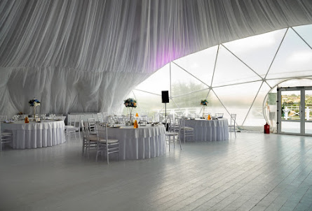 Большой шатер в Малый шатер