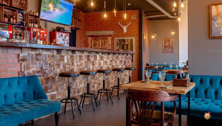 Основной зал в «BARbolin HOUSE» фотография №7