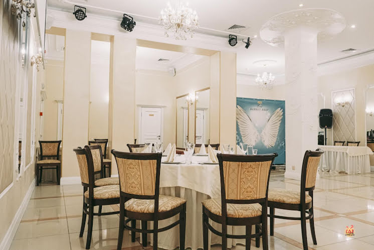 Основной зал  в «Lux» фотография №10