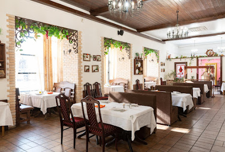 Зал на 70 человек в Зал на 25 человек