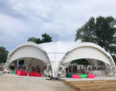 Свадьба в White Place