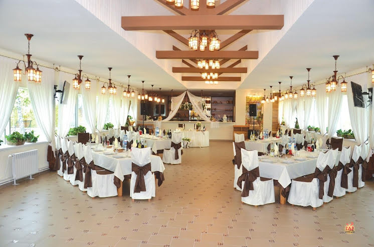 Основной зал  в «Старая провинция» фотография №10