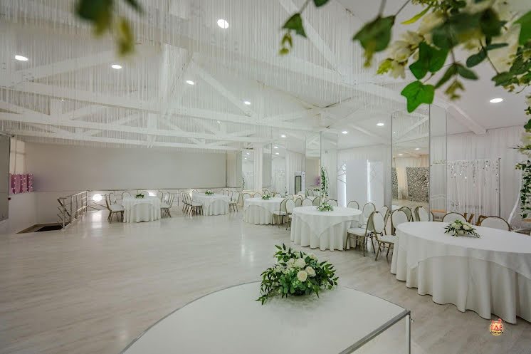 Большой зал в «Свадьба LOVE» фотография №4