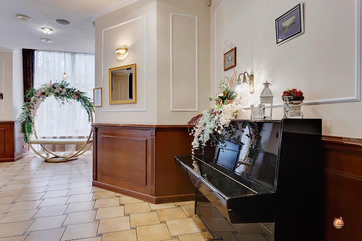 Каминный зал в «Amulet на Восстания» фотография №2