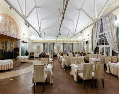  ресторан Венеция на ул. 40 лет Октября