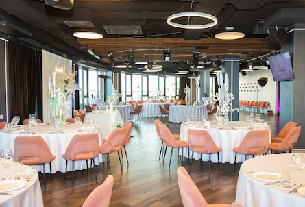 Зал №1 в Зал №2