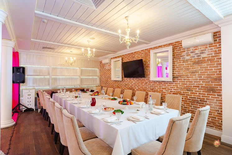 Основной зал в «Villaggio на Воронцовских прудах» фотография №8