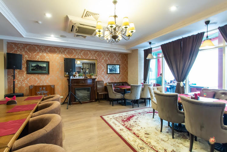 Основной зал в «Аджика» фотография №11