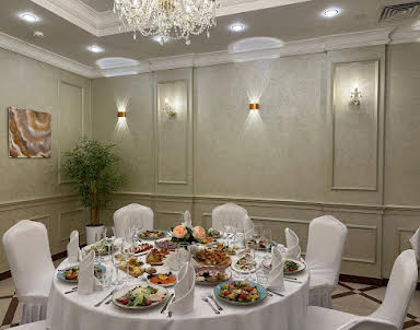  ресторан Нефтяник