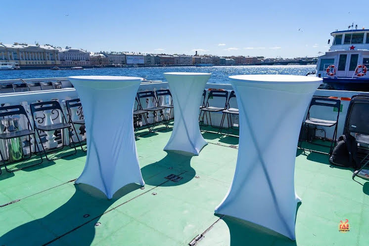 Палуба в «Теплоход "Генерал"» фотография №13