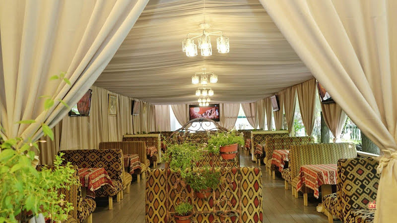 Кавказский дворик фотография №15