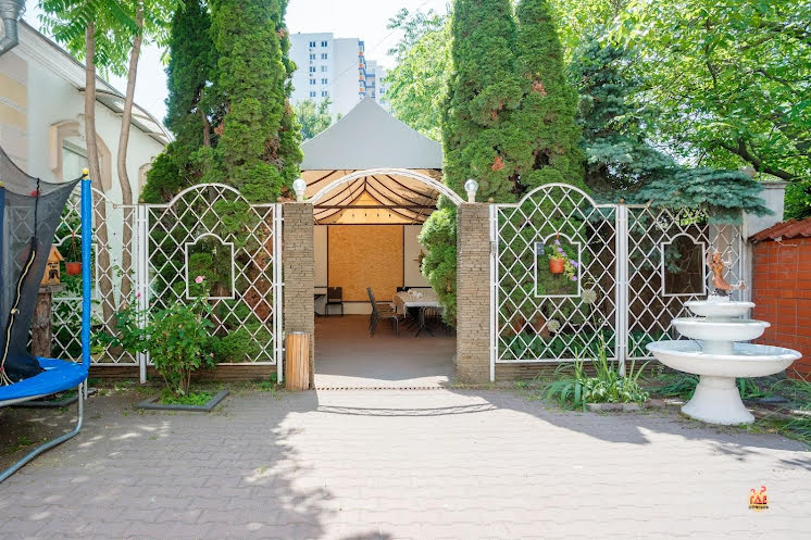 Летняя беседка  в «Наталия» фотография №6