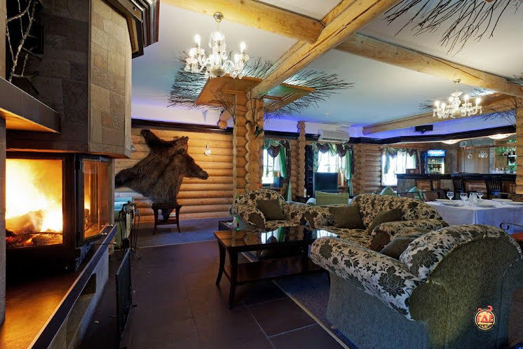 Каминный зал в «Семигорье» фотография №11