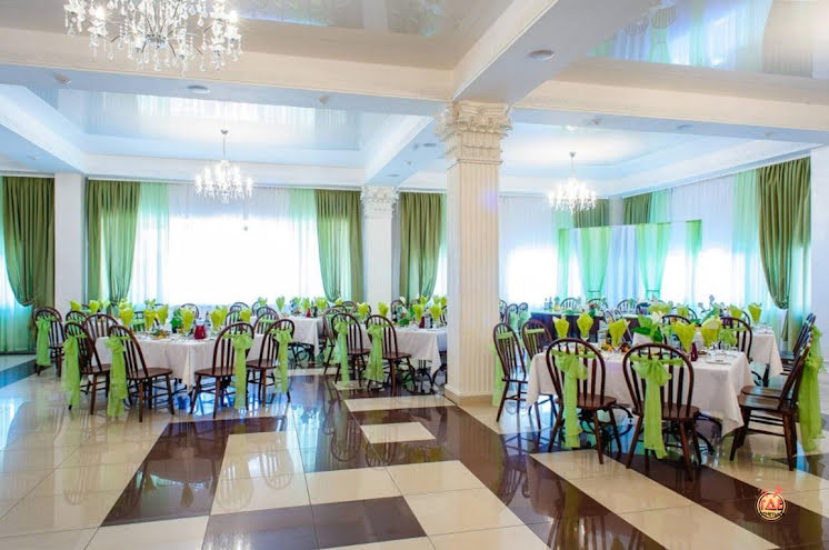 Большой зал в «Ионесси» фотография №3