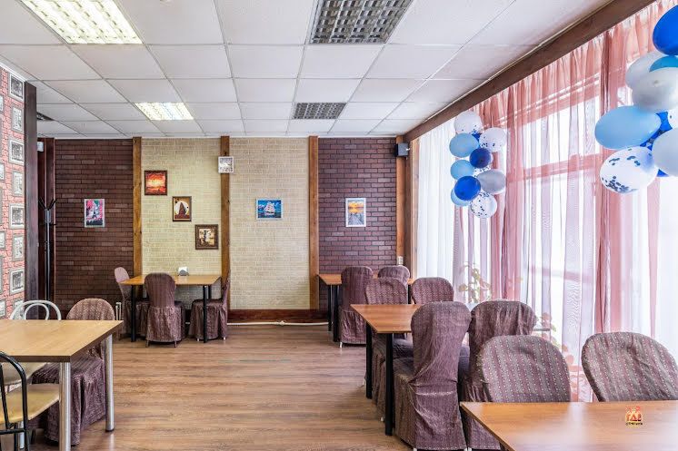 Зал на 40 человек в «В кругу друзей» фотография №2