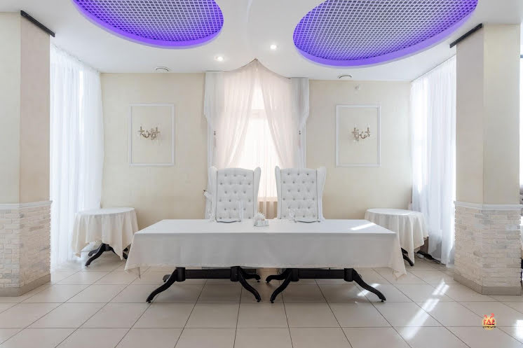 Основной зал  в «Love» фотография №13