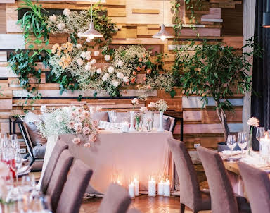  ресторан Bon App Cafe