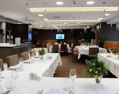  ресторан Hilton Garden Inn Volgograd