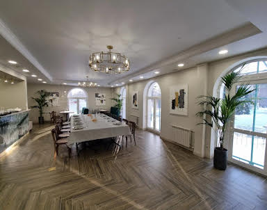  ресторан Emerald