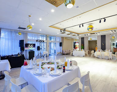  ресторан Истра Гарден