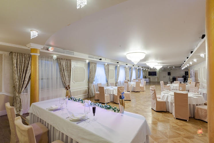 Большой зал в «Гранд Фэмили» фотография №19