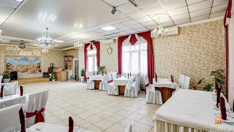 Основной зал  в «Лео» фотография №10