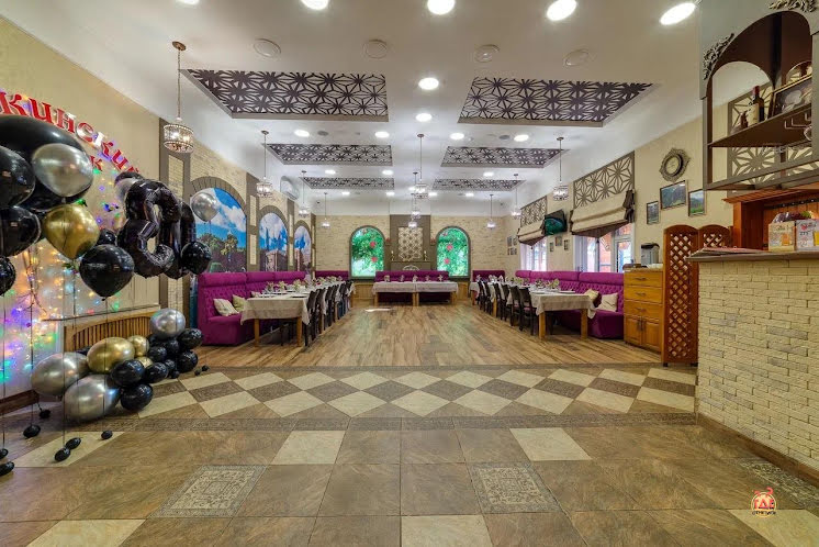 Основной зал в «Бакинский дворик» фотография №2