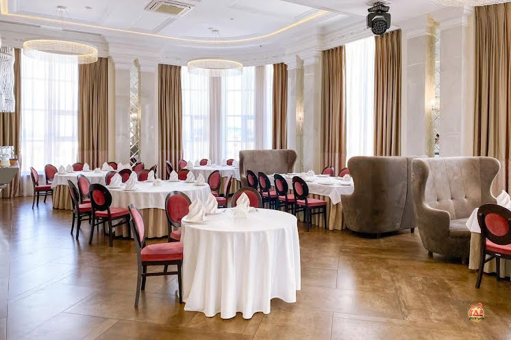 Большой зал в «Шато» фотография №2