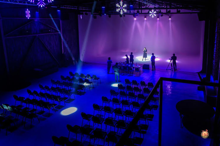 Большой зал в «STUDIOHALL» фотография №7