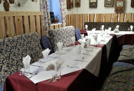 Основной зал  в Малый зал 