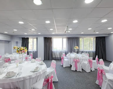  ресторан Marins Park Hotel Mocква Пражская