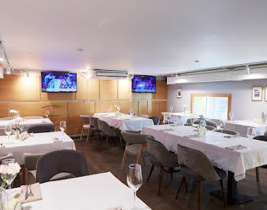  ресторан BONA на Московском проспекте