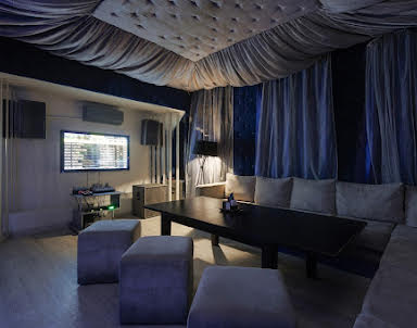  ресторан Сто Друзей