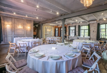 Основной зал  в Основной зал 