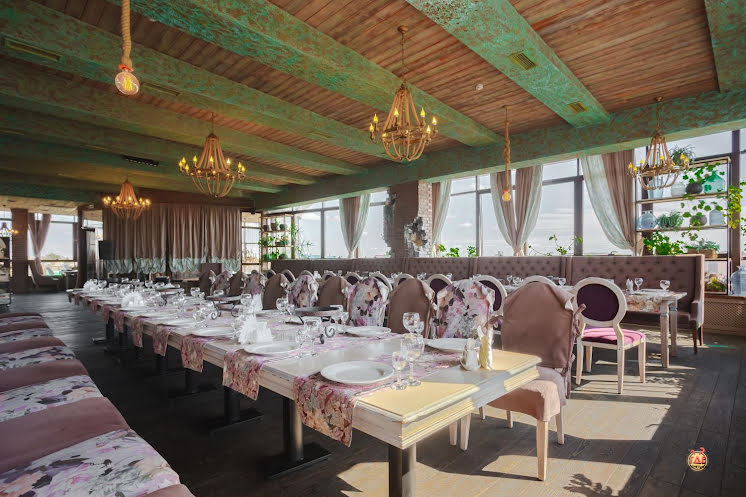 Большой зал  в «Шашлычный мир на Западном» фотография №4