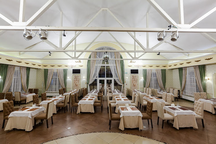 Основной зал  в «Венеция на ул. 40 лет Октября» фотография №14