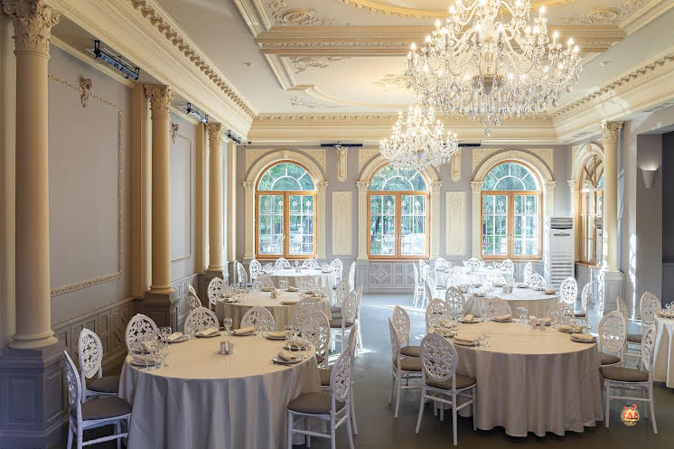 Основной зал  в «Александровский парк» фотография №4