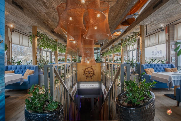 Верхняя палуба в «Причал 25» фотография №4