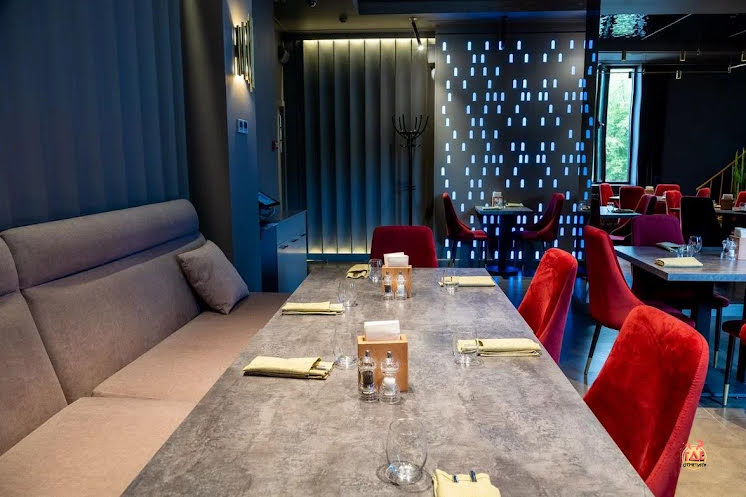 Лаундж-зал  в «Divine на Назарбаева» фотография №8