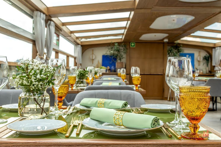 Палуба в «Теплоход "Миконос"» фотография №5