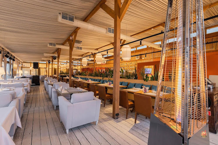 Основной зал в «Веранда» фотография №8