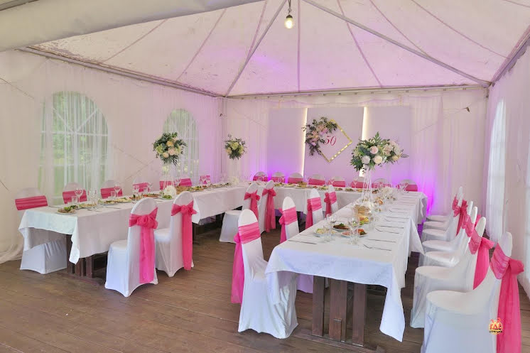 Летний шатер у реки  в «Местечко Бор» фотография №3