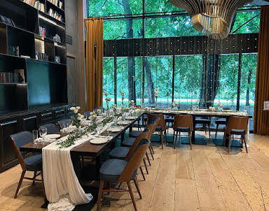 Свадьба в Нескучный