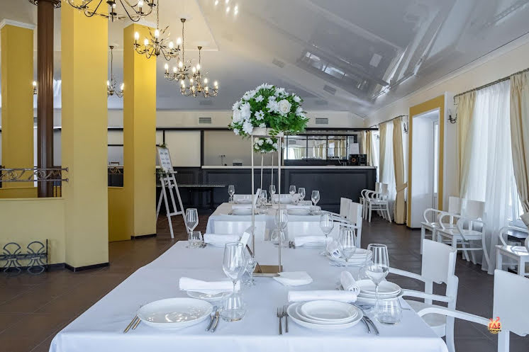 Малый зал в «Ропшинская Рапсодия» фотография №4