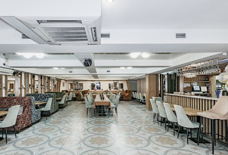 Основной зал в Основной зал