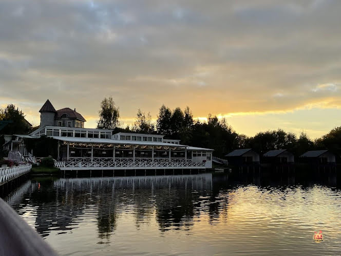 Основной зал в «Клевый» фотография №9