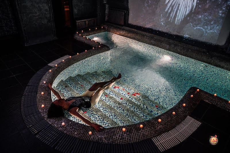 Замок в долине фотография №2