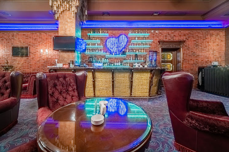 Караоке-бар «Кураж» в «Гранд Отель «Видгоф»» фотография №5